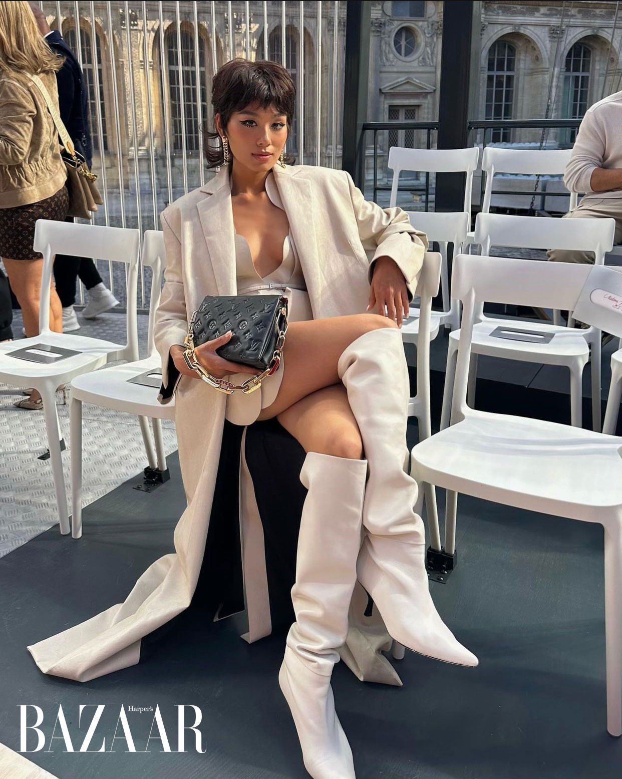 THẢO NHI LÊ, CHÂU BÙI CÙNG CHỌN MẪU TÚI NÀY KHI DỰ SHOW LOUIS VUITTON